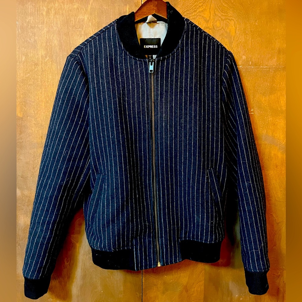 Express Bomber - Picture 2 of 3